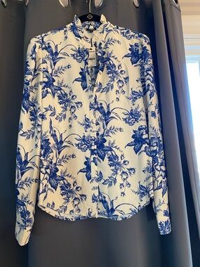 Express White Button-Up Shirt with Blue Floral Print- New withe Tags
